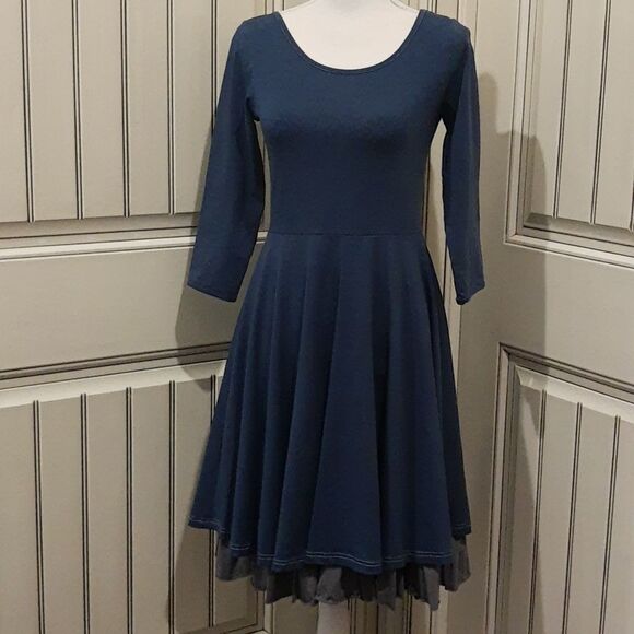 Matilda Jane midi dress size small Paint by Numbers Blue Gray stretch layered - Picture 1 of 7